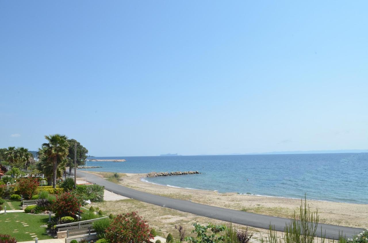 Lemon Beach Front Apartment, Nikiti Luaran gambar