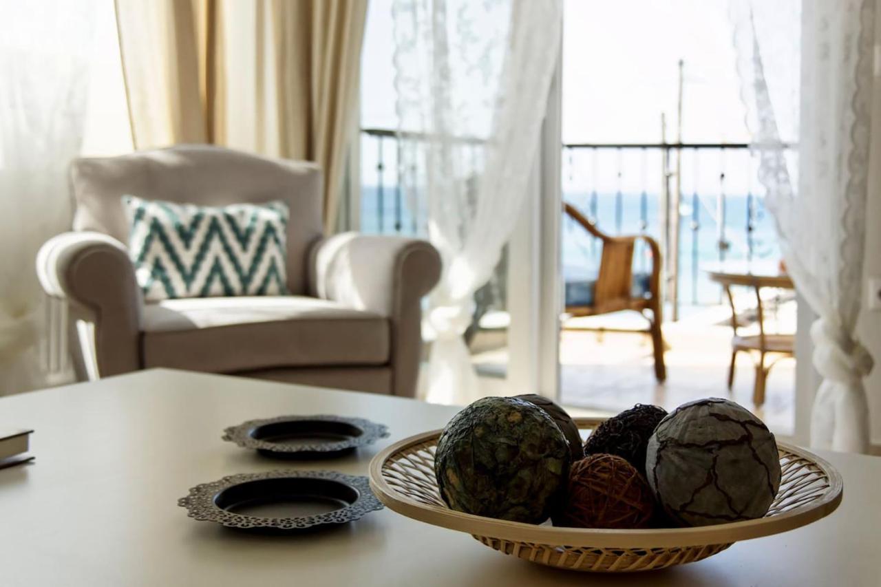 Lemon Beach Front Apartment, Nikiti Luaran gambar